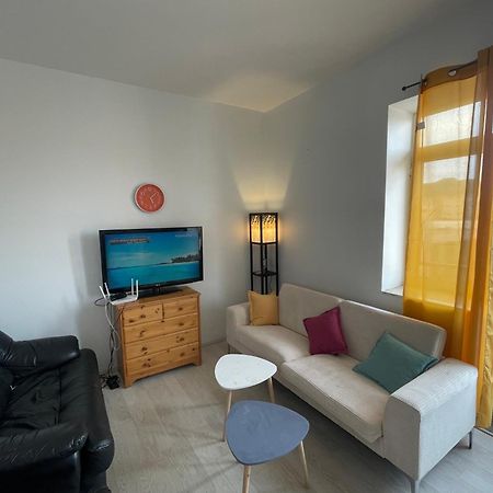 Newborn Center Hostel All Day Free Coffee Πρίστινα Εξωτερικό φωτογραφία